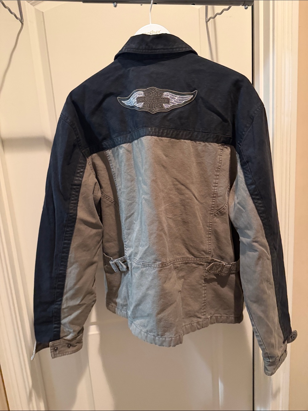Harley-Davidson men’s Two-Tone Black and Gray Jean Jacket - Picture 5 of 9
